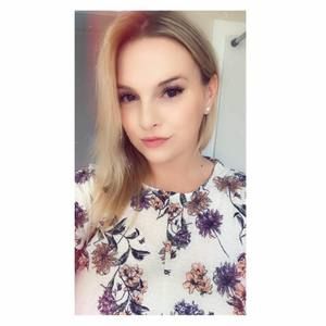 Meet your Posher, Kendra